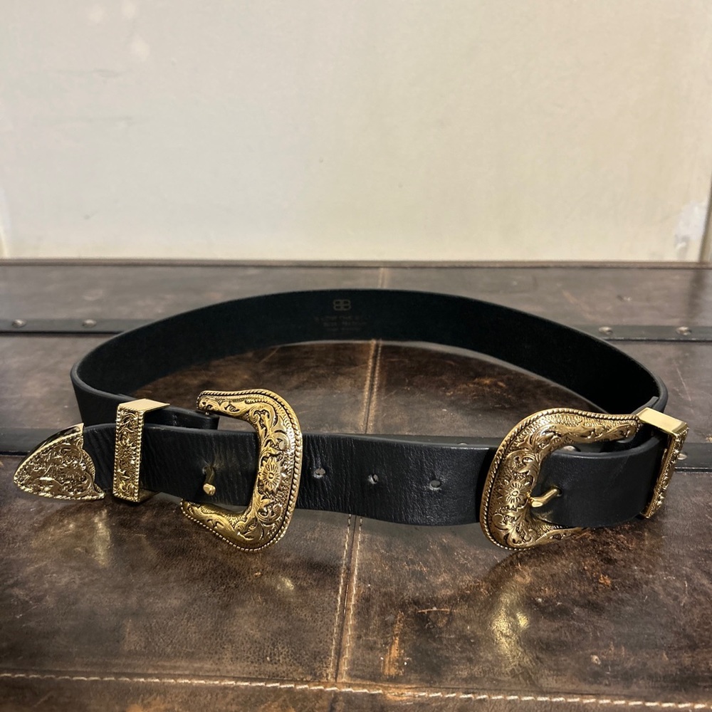 B-low the belt Black Leather waist belt size Medium
